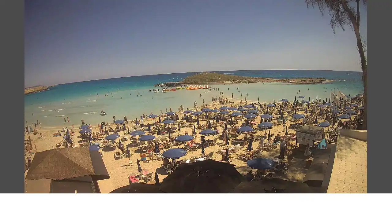 Webcam snapshot from :city — May 6, 2026 11:00