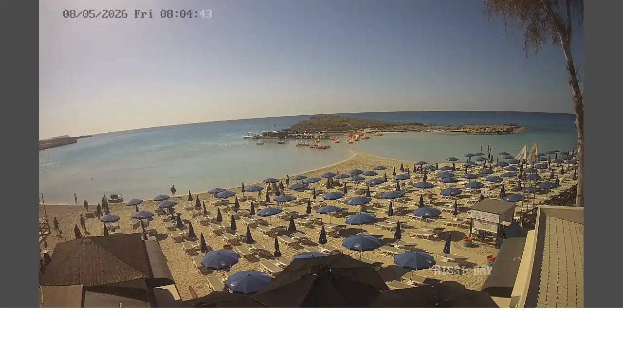 Webcam snapshot from :city — May 8, 2026 06:00