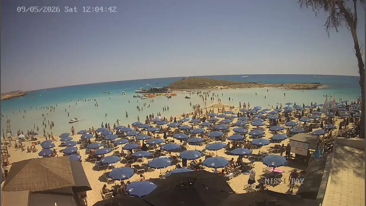 Webcam snapshot from :city — May 9, 2026 10:00