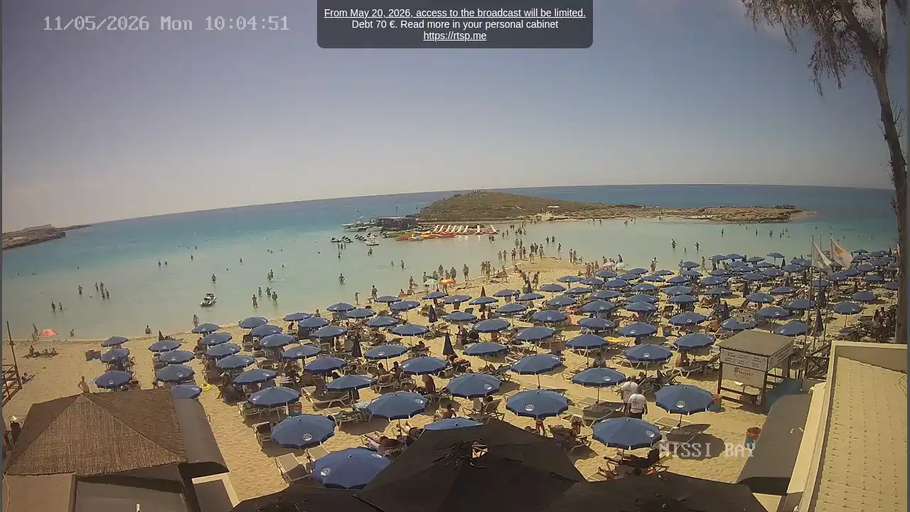 Webcam snapshot from :city — May 11, 2026 08:00