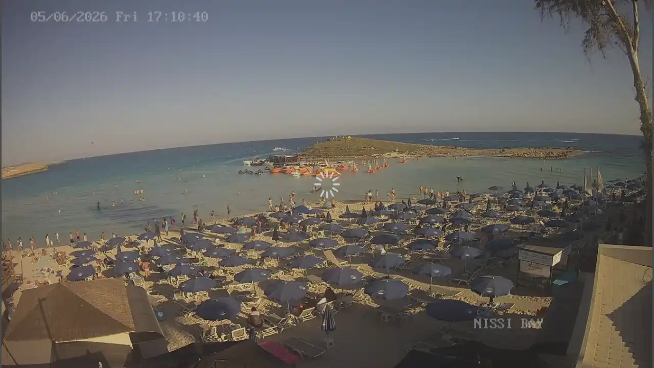 Webcam snapshot from :city — June 5, 2026 16:00