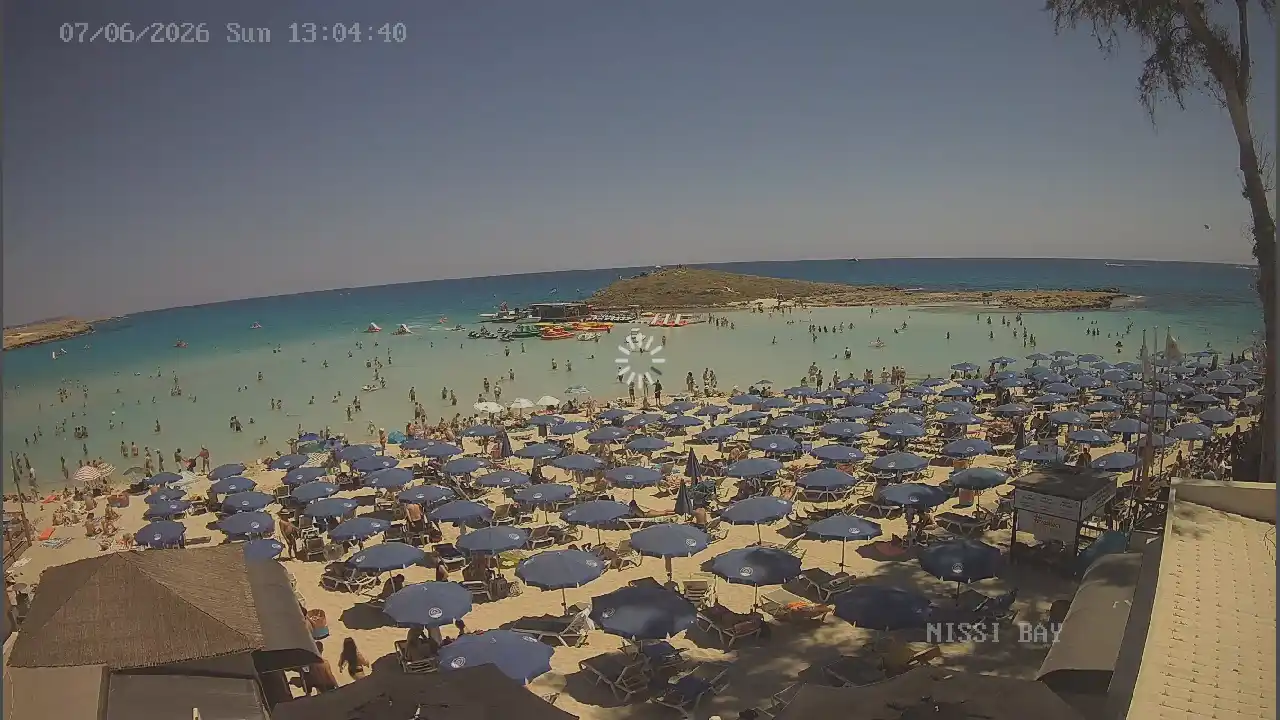 Webcam snapshot from :city — June 7, 2026 11:00