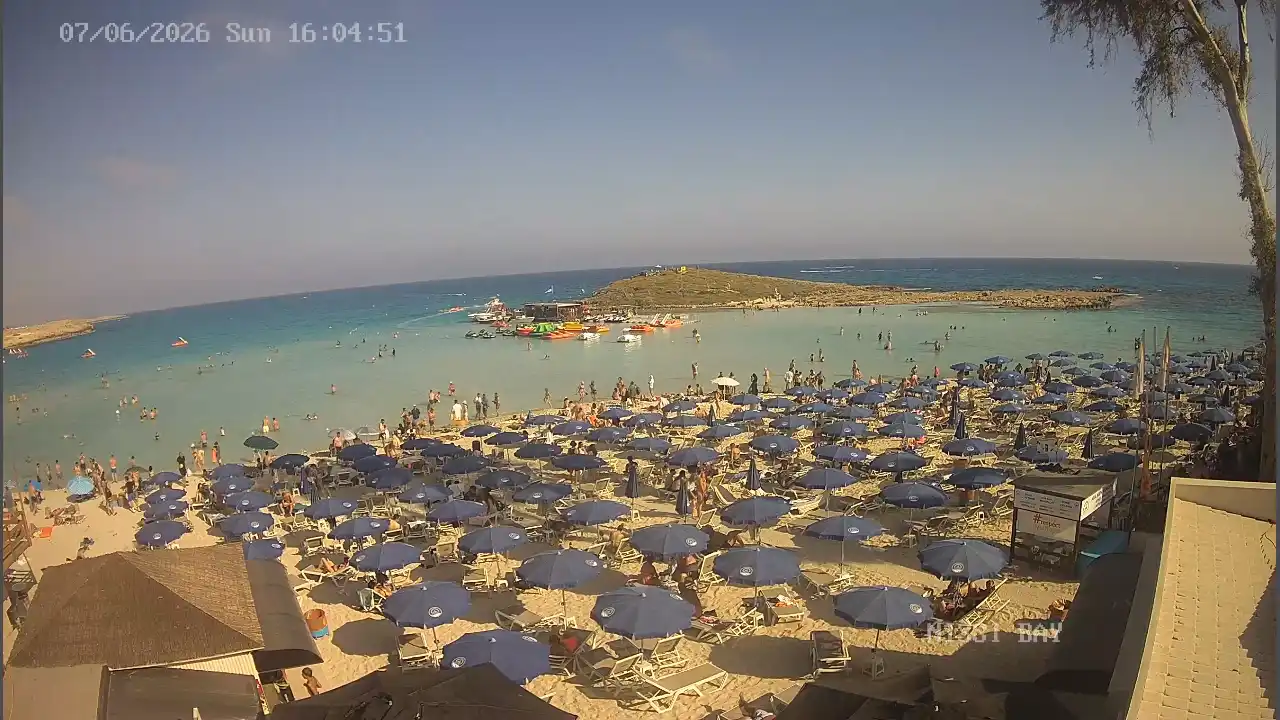 Webcam snapshot from :city — June 7, 2026 14:00