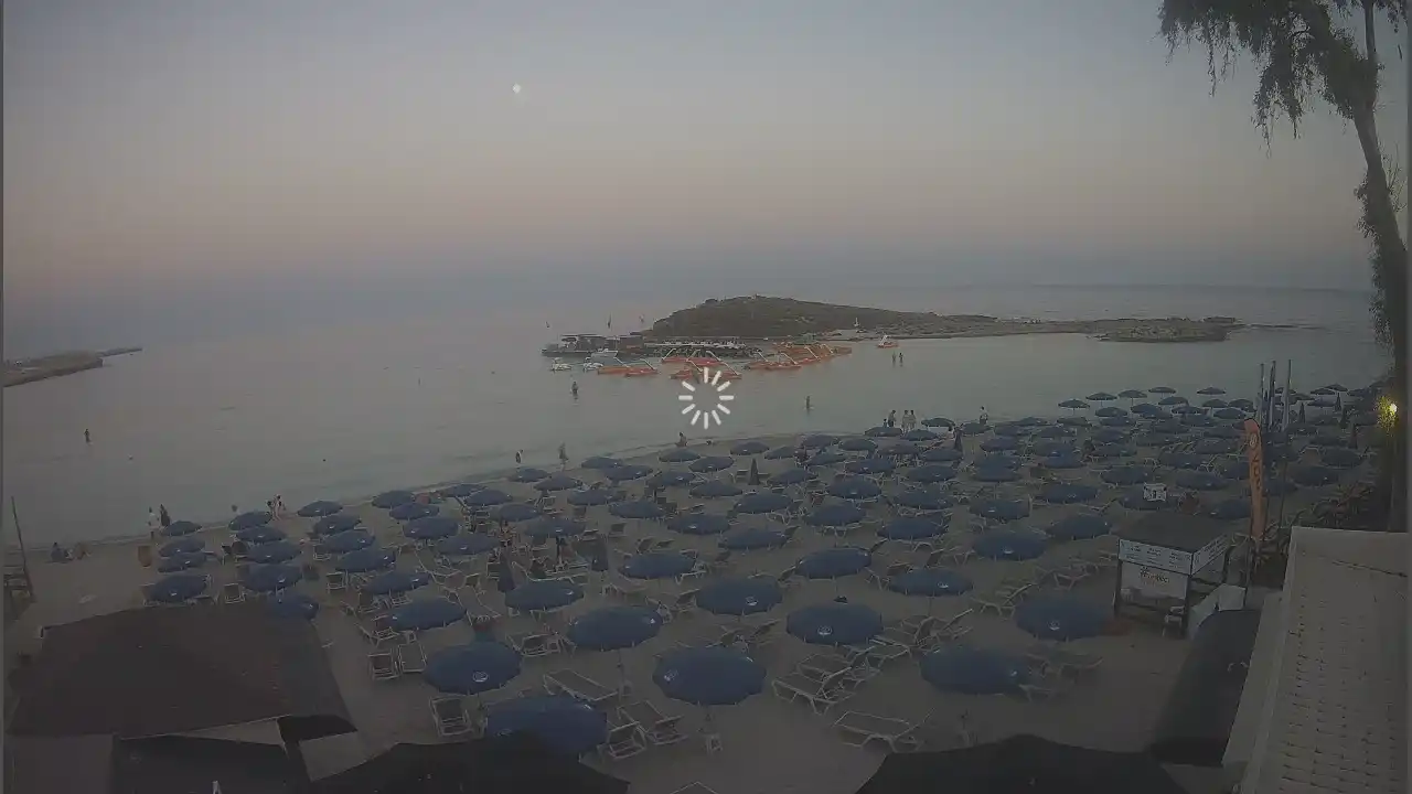 Webcam snapshot from :city — June 27, 2026 17:00
