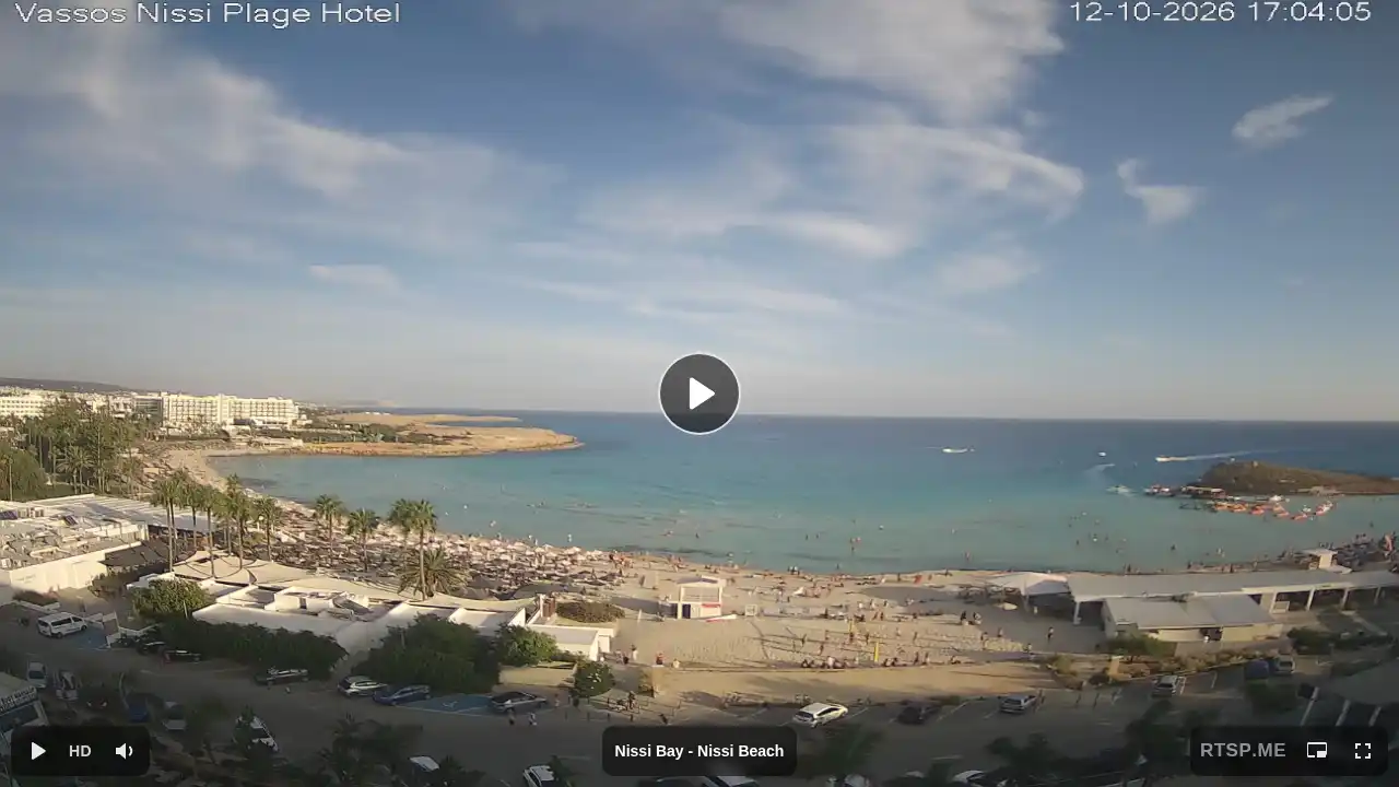 Webcam snapshot from :city — October 12, 2026 14:00