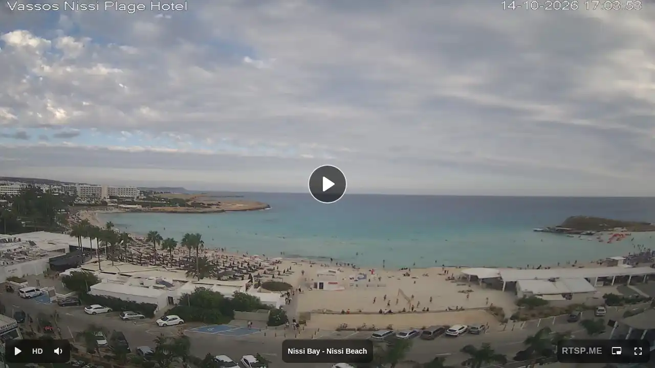 Webcam snapshot from :city — October 14, 2026 14:00