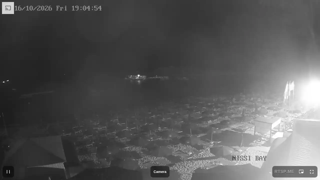 Webcam snapshot from :city — October 16, 2026 17:00