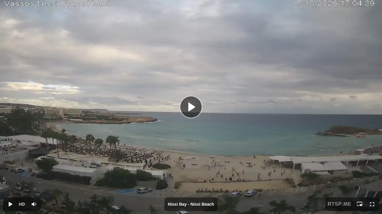 Webcam snapshot from :city — October 17, 2026 14:00