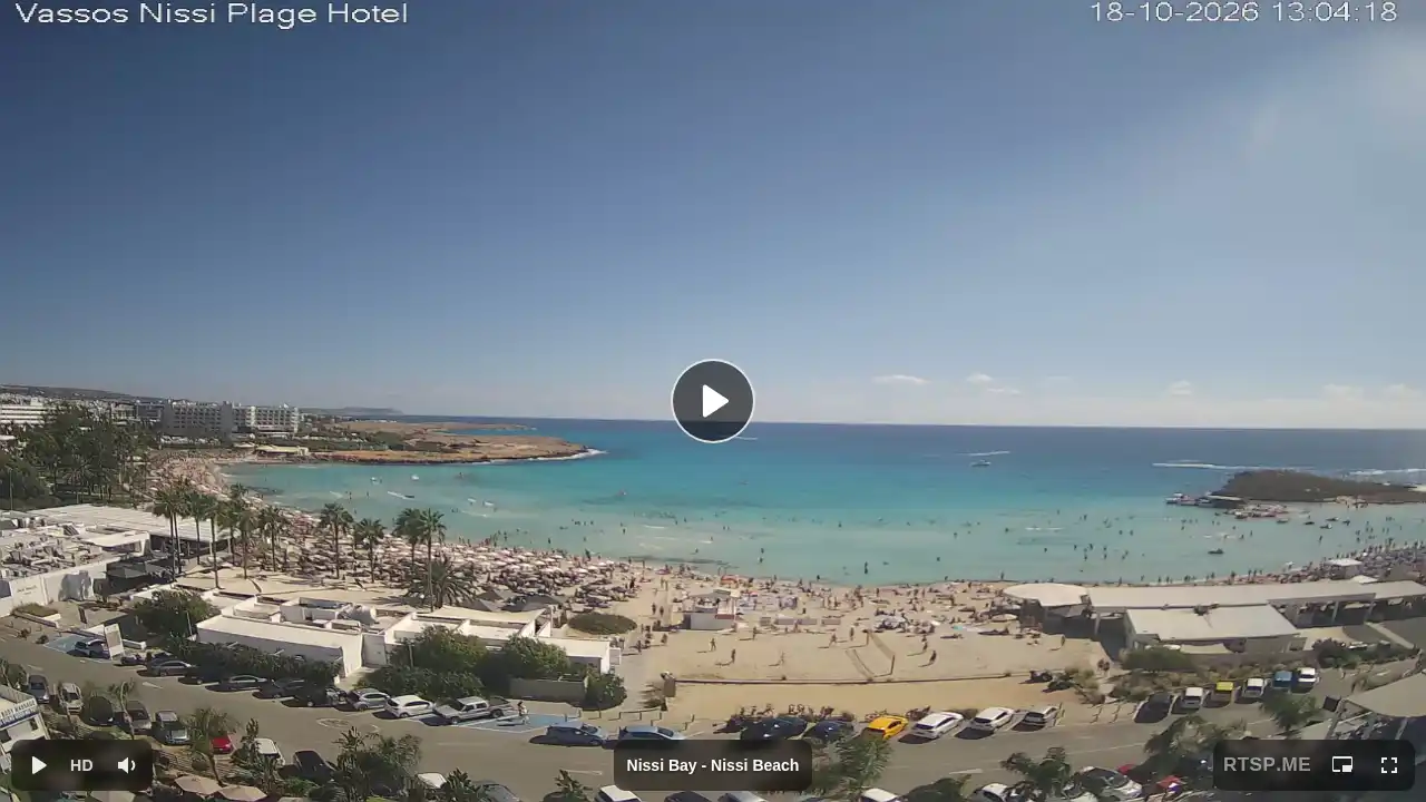 Webcam snapshot from :city — October 18, 2026 10:00