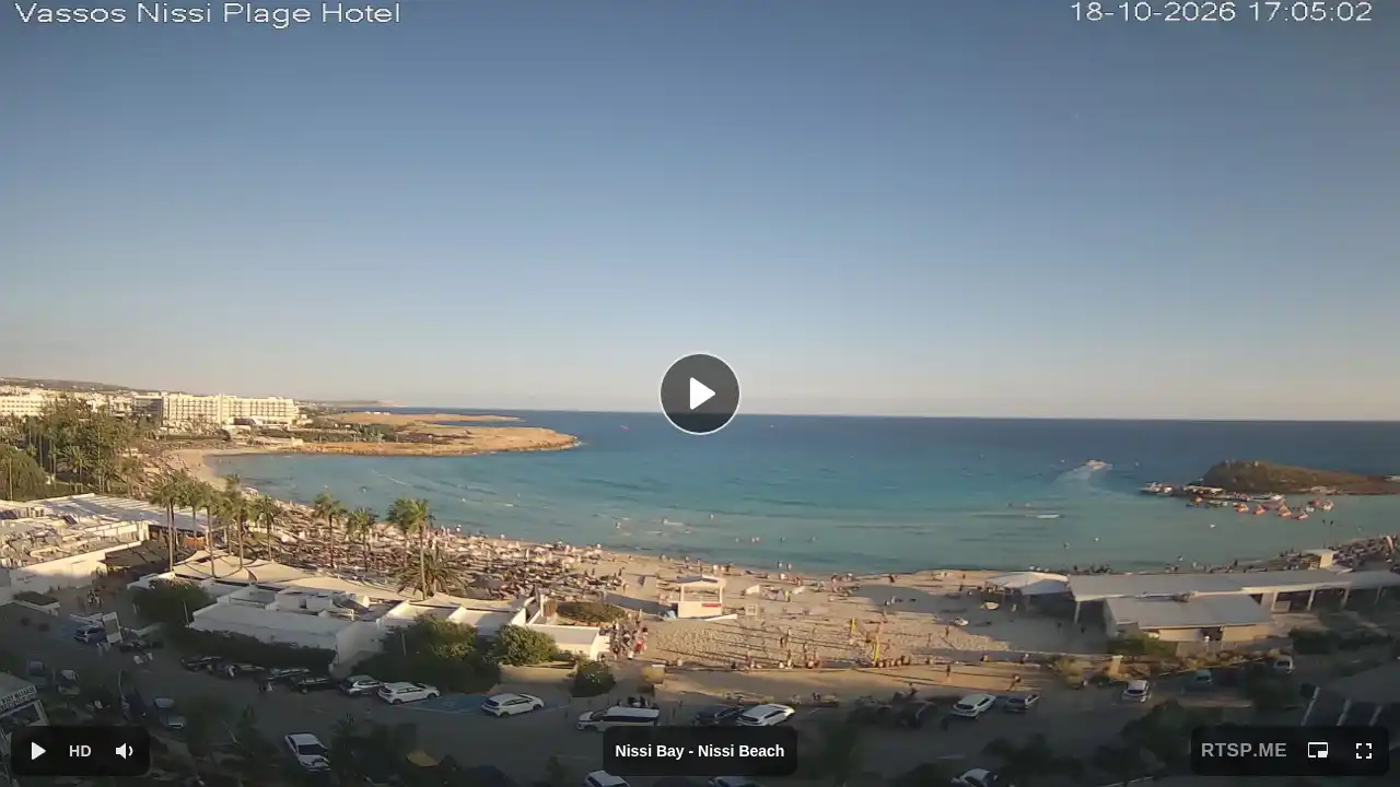 Webcam snapshot from :city — October 18, 2026 14:00